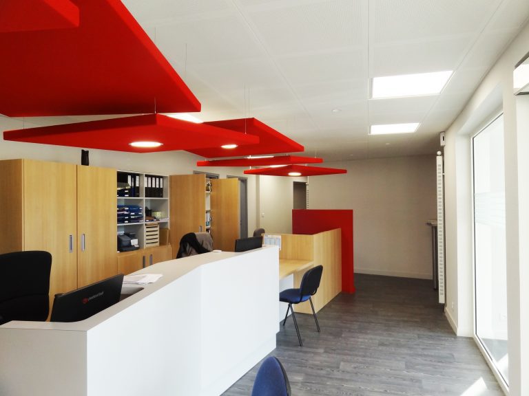 Zenitude panels, sails and canvases in a waiting area