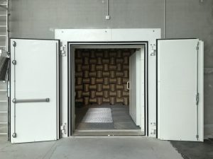 Mise en place de portes acoustiques